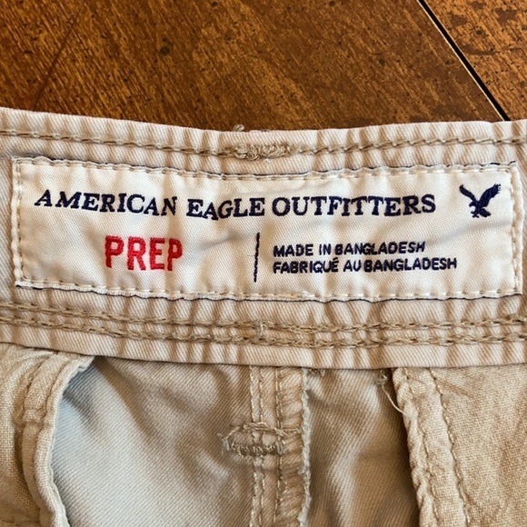 American Eagle Prep Khaki Shorts - Picture 3 of 4
